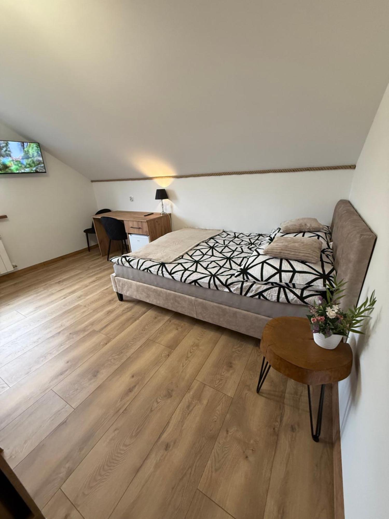Apartament Z Tarasem I Pokoje Klimatyzowane -Drozdowka Solina Solina  Exterior photo